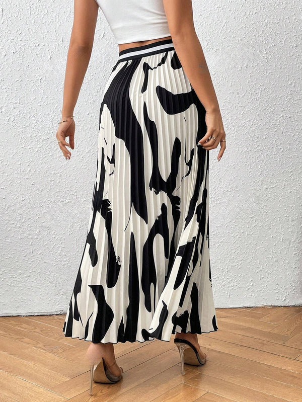 Privé Women's Printed Pleated Midi Skirt (Apricot)
