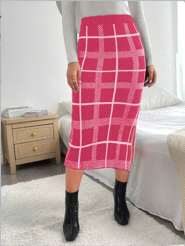 Essnce Plaid Pattern Split Hem Knit Skirt (Hot Pink)