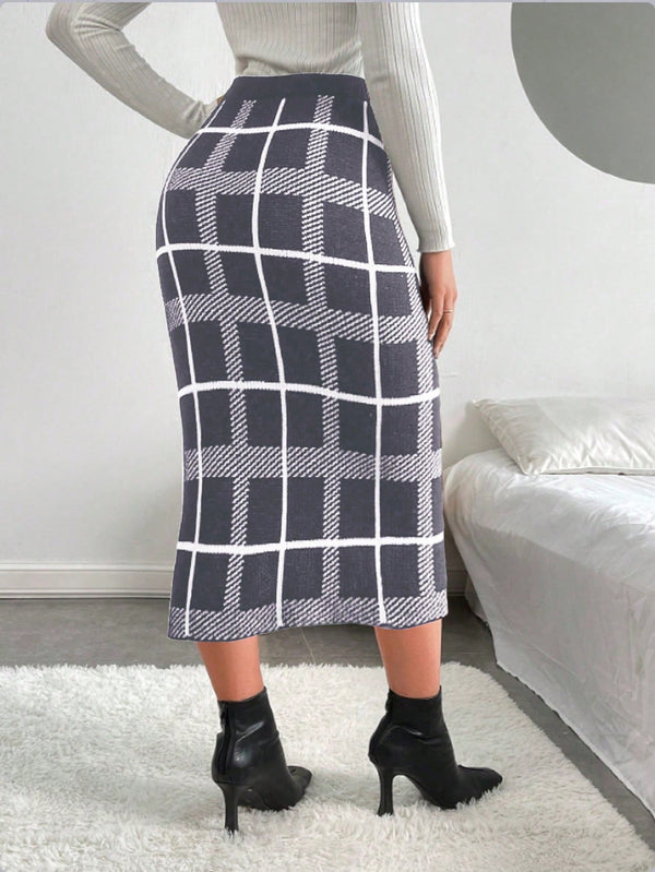 Essnce Plaid Pattern Split Hem Knit Skirt (Grey)