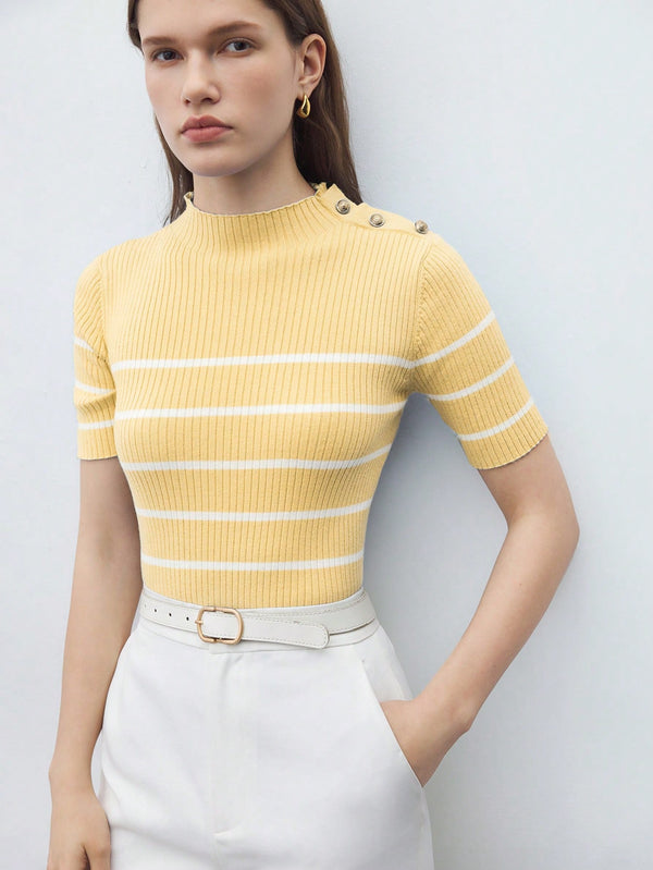 BIZwear Casual Women Stand Collar Striped Knit Short Sleeve Top (Yellow)