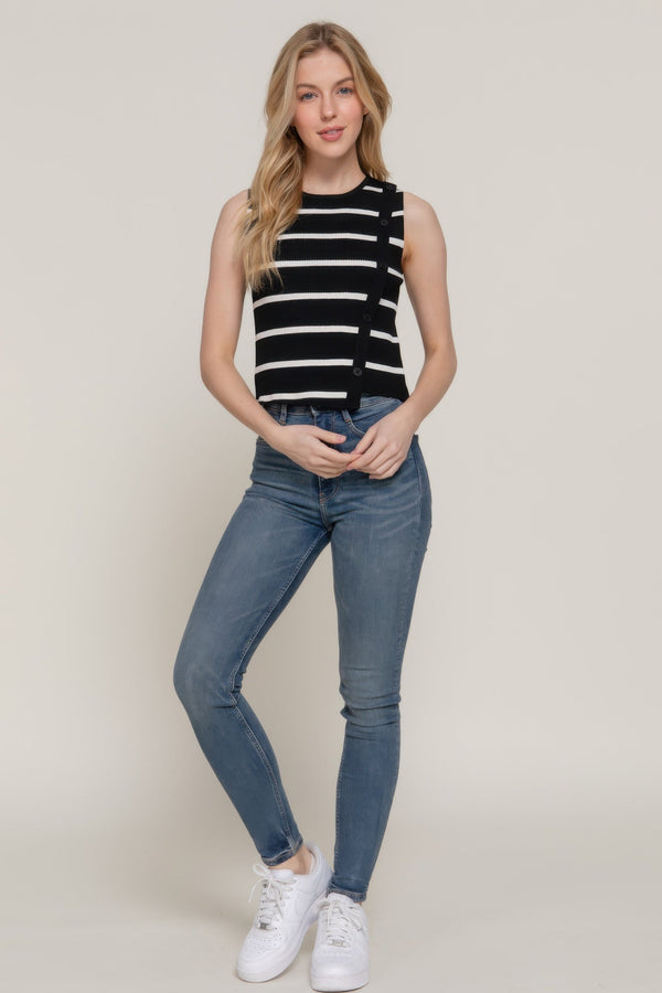 Sleeveless Diagonal Shape Stripe Spring Sweater - Sweater - SmartBuyApparel
