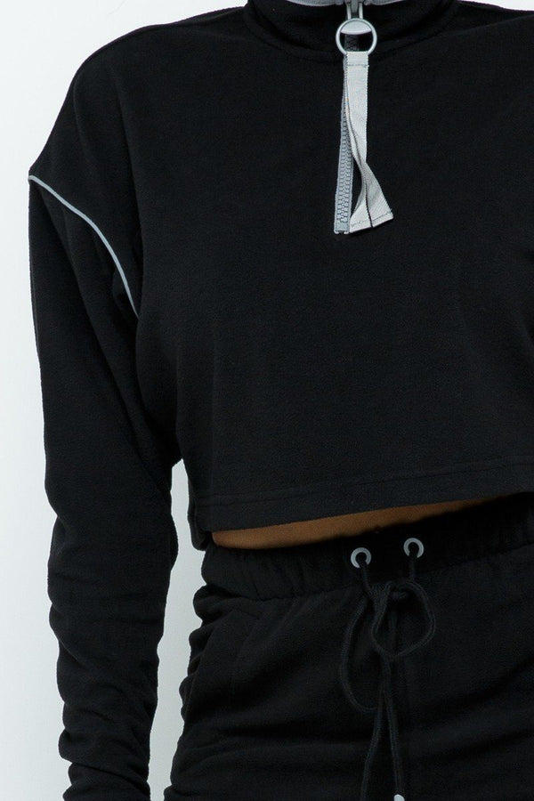 Sporty Crop Top Sporty High - waist Shorts Set - Set - SmartBuyApparel