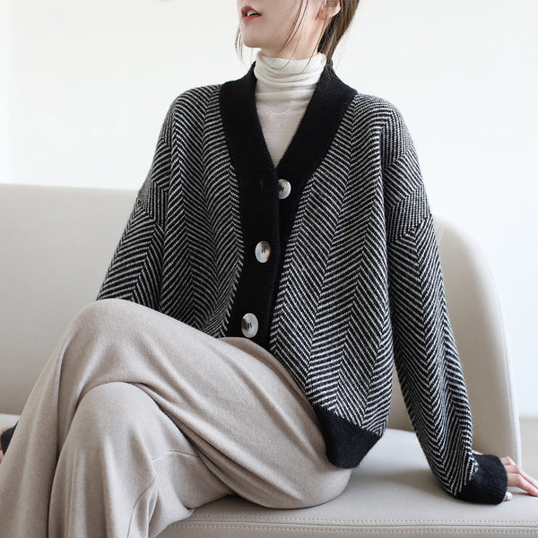 Vintage Knitted Cardigan Women Striped Loose V Neck Sweater Coat Autumn Winter Female Fashion All-match Knit Coat